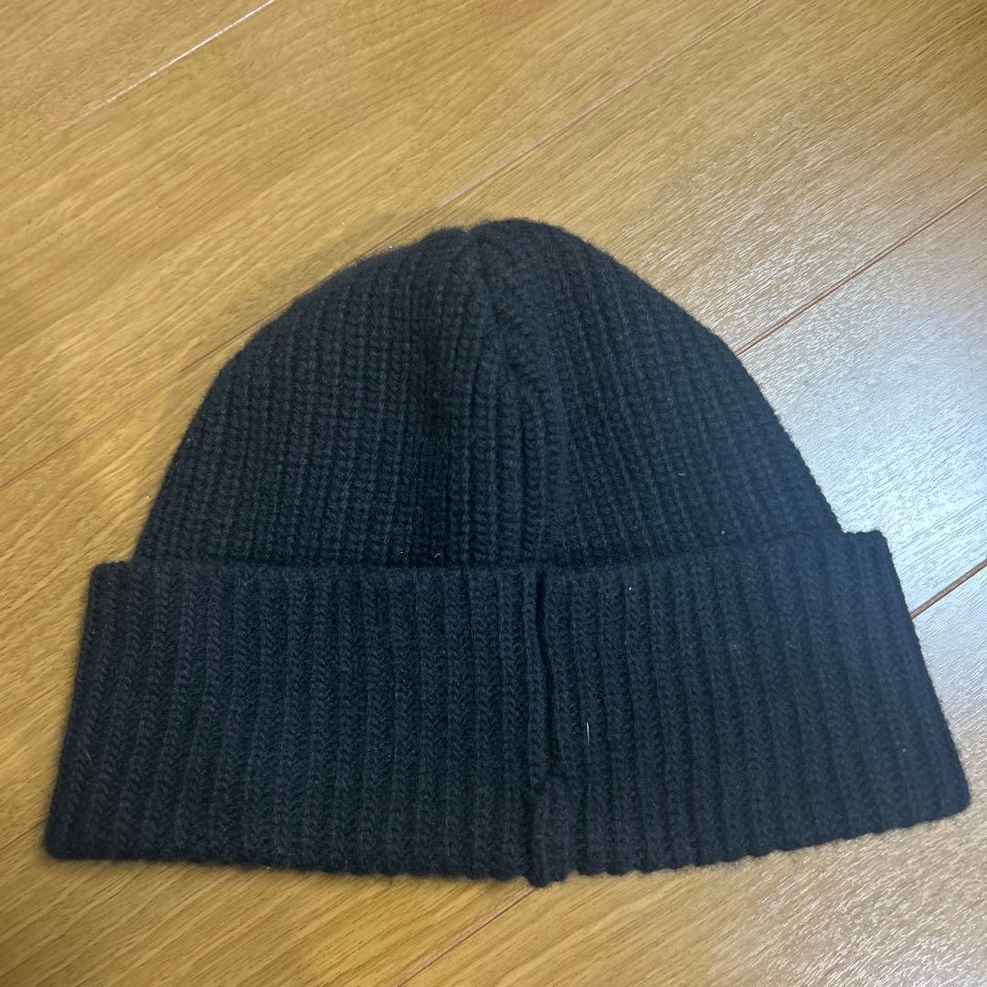 パ*ん様 CELINE ブラック ニット帽 71