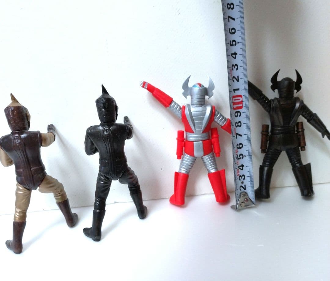 激レア美品　マグマ大使、超人ヒーロー伝説シークレット含14種　重厚大フィギュア