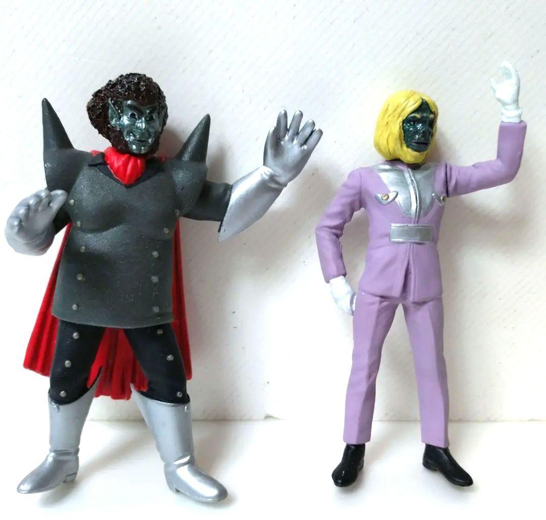 激レア美品　マグマ大使、超人ヒーロー伝説シークレット含14種　重厚大フィギュア