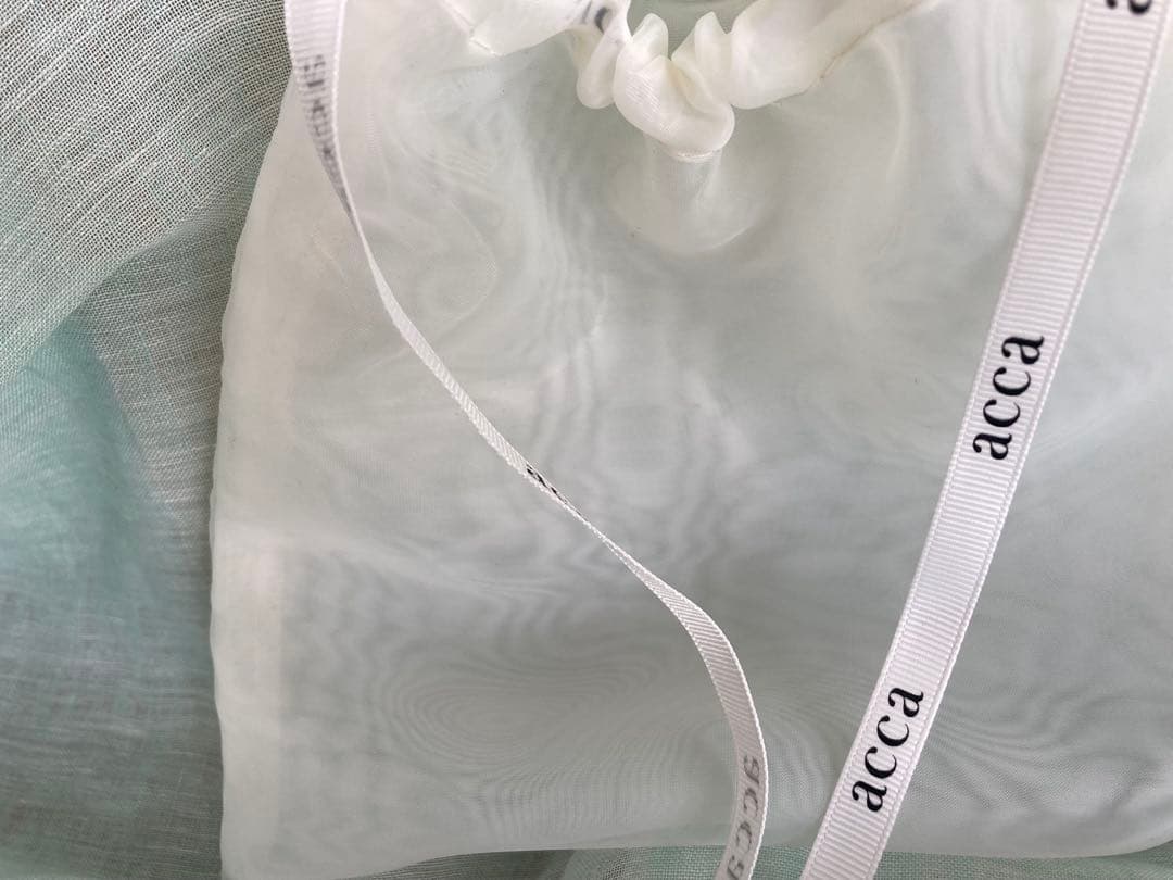 【極美品】accaアッカ 数量限定品！30周年モデル　ペルファブカチューシャ♡黒