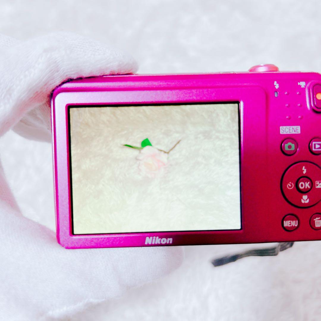 【美品】Nikon COOLPIX S3700 ニコン デジカメ　Wi-Fi