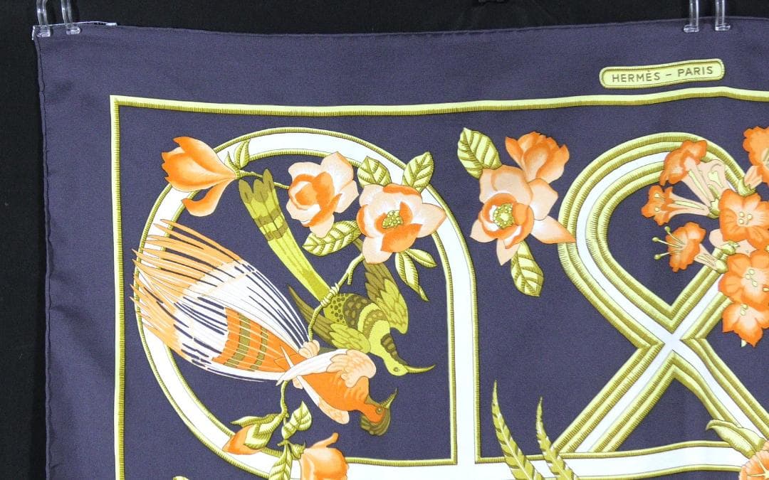 HERMES エルメス　大判スカーフ　カレ90　 D415