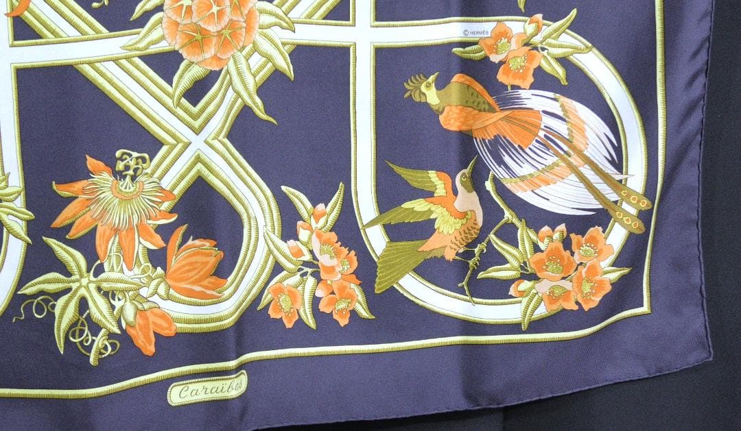 HERMES エルメス　大判スカーフ　カレ90　 D415