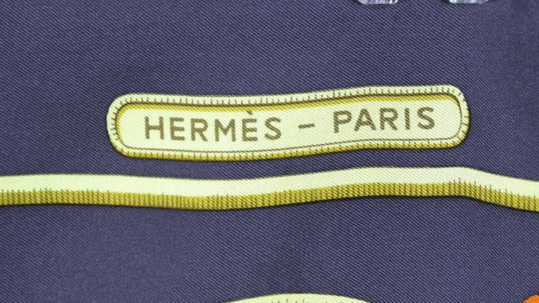 HERMES エルメス　大判スカーフ　カレ90　 D415