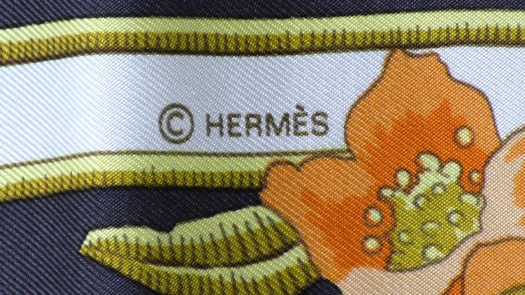 HERMES エルメス　大判スカーフ　カレ90　 D415