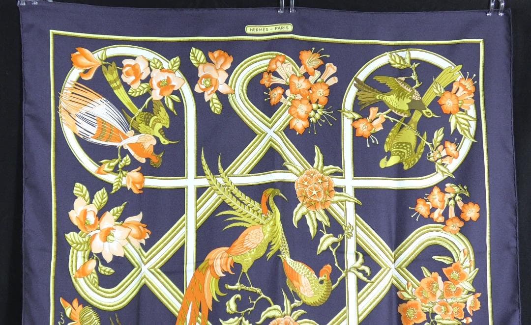 HERMES エルメス　大判スカーフ　カレ90　 D415