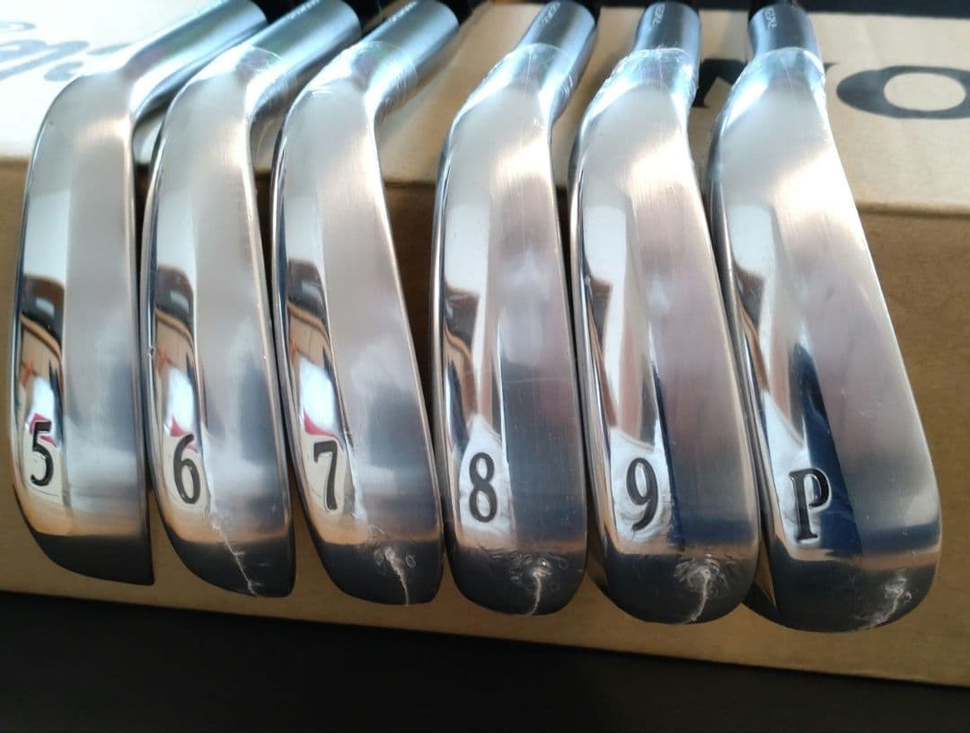 最終お値下げ‼️【新品未使用】「SRIXON Z585 レフティアイアンセット」