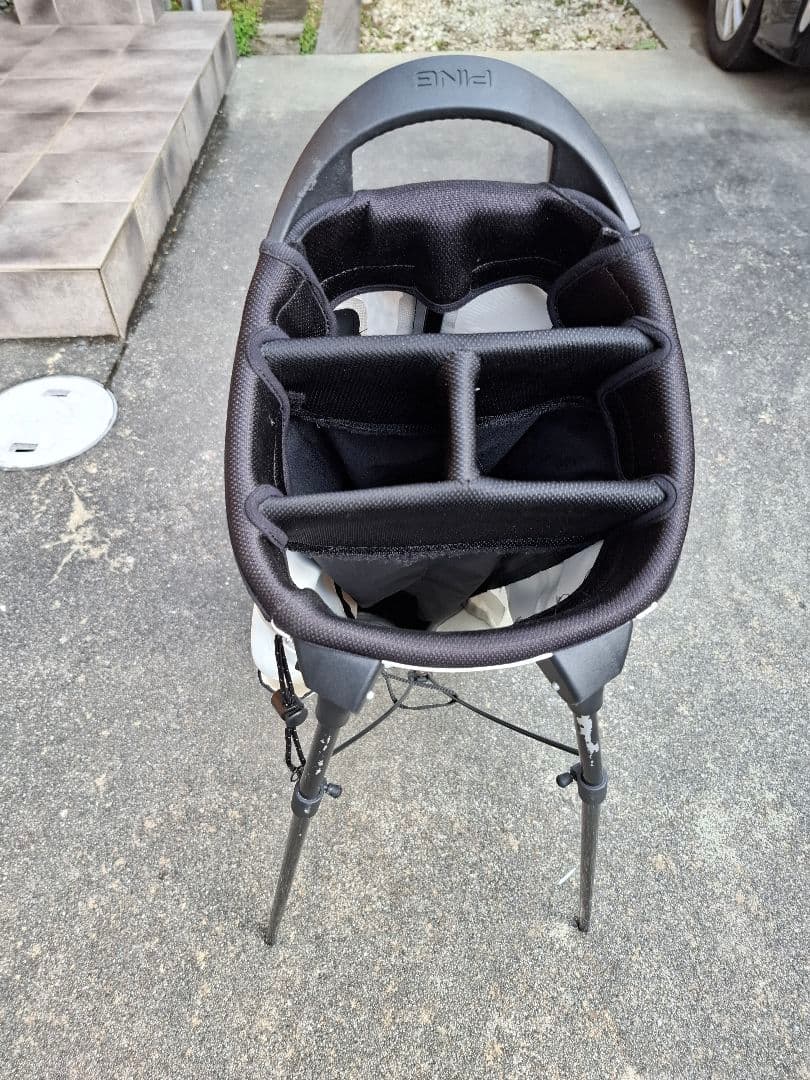 なおひろ❗　PING スタンドゴルフバッグ ホワイト