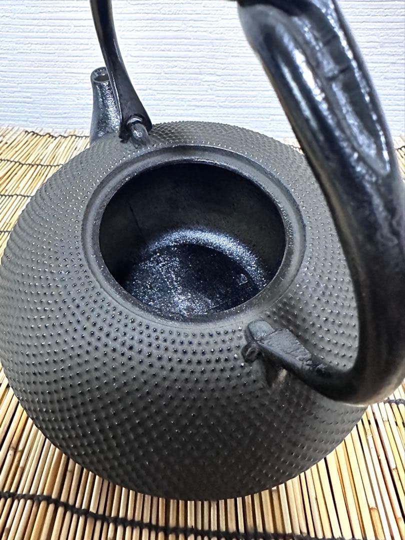 未使用品、供箱、栞、取説付 南部名工金秀 及春鋳造捻鉉算盤形アラレ