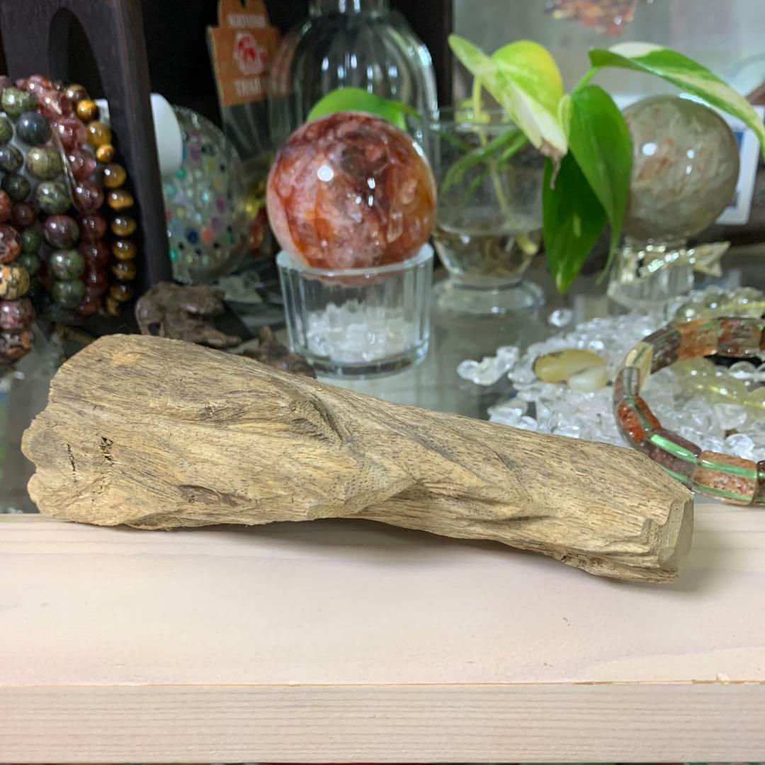 ◆おすすめ◆ボルネオ 香木 沈香　61.9g