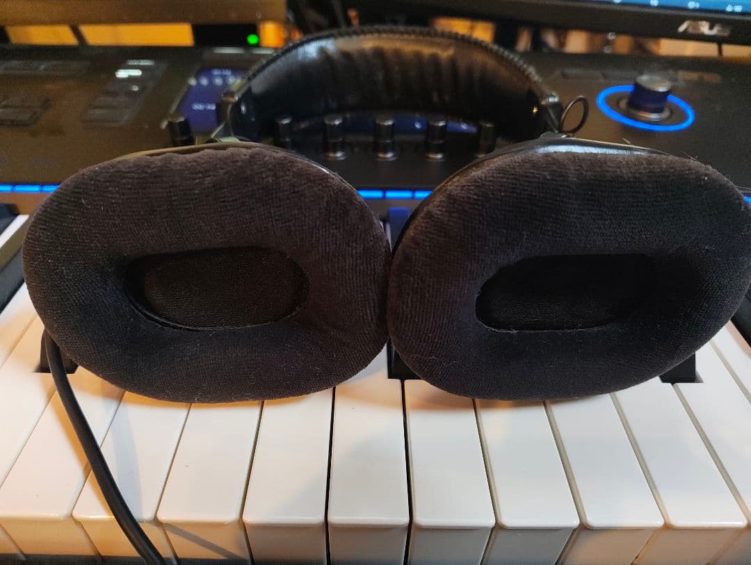 SONY MDR-CD900ST モニターヘッドフォン