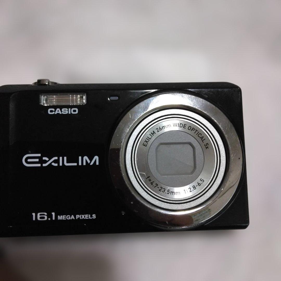 CASIO EXILIM 16.1メガピクセル コンパクトデジタルカメラセット