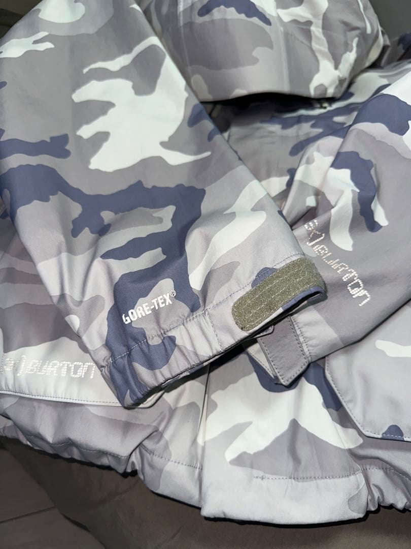 Burton ak 上下 L セットアップ ゴアテックス スノーカモ 迷彩