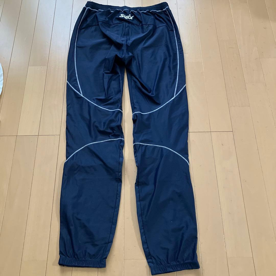 アン　オーバージャージ　swix