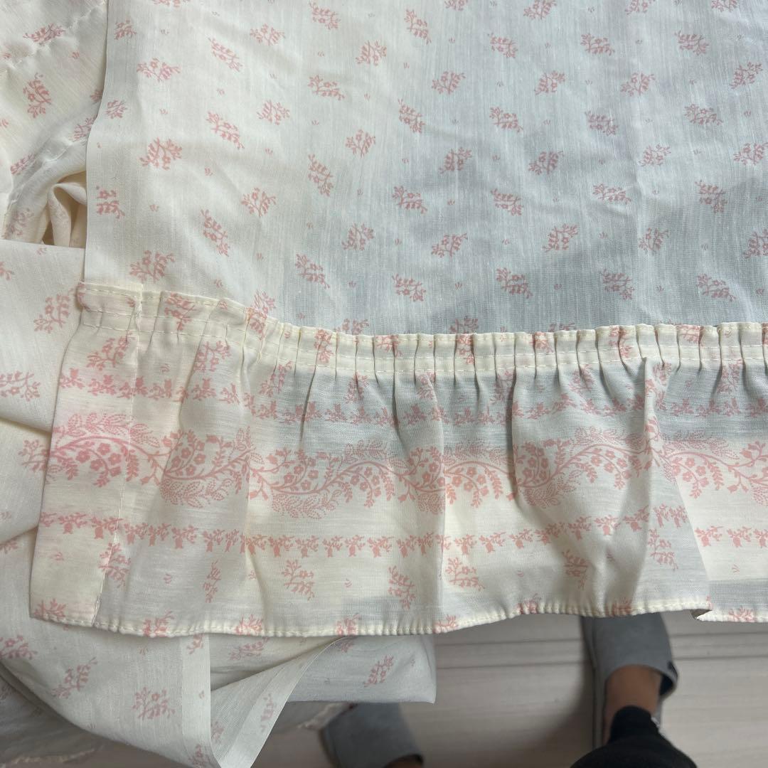 最終値下げ！！ アイボリーピンク花柄 フリル　カフェカーテン ４枚セット