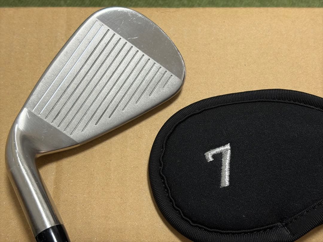 ローグst max アイアン5本セット ヘッドカバー付き シャフトxp95