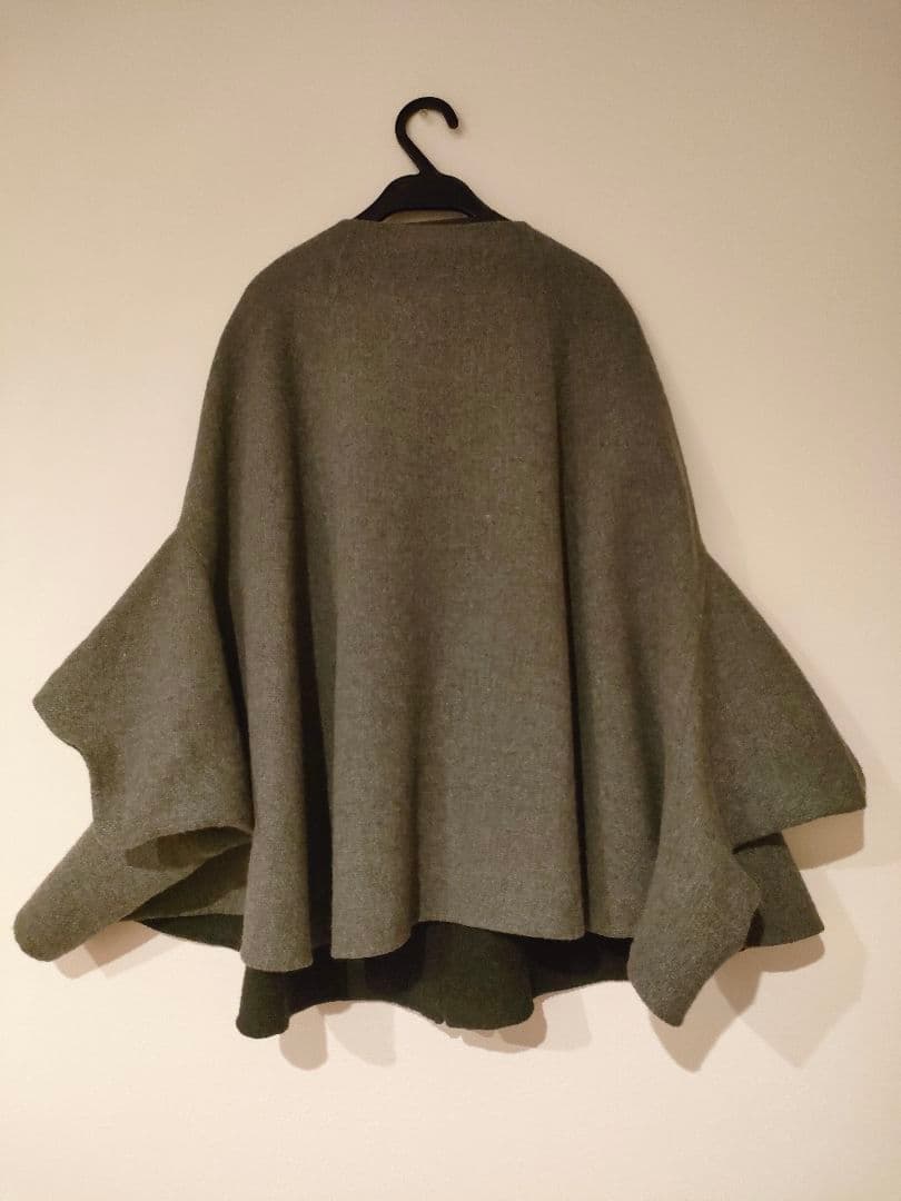 グレー ケープコート 毛100% ビアズリー