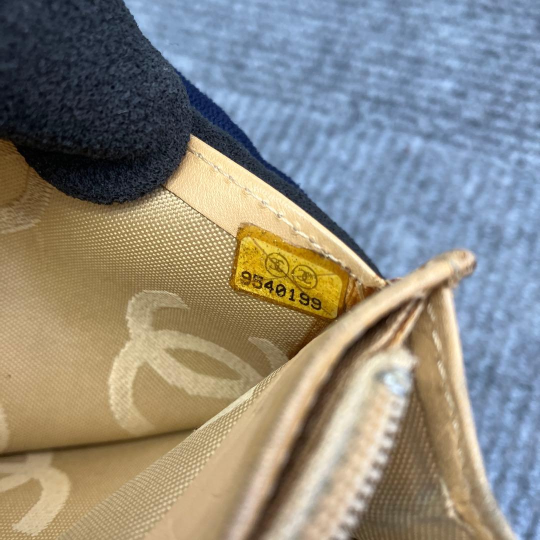 CHANEL　シャネル　長財布　カンボンライン　マトラッセ　5585
