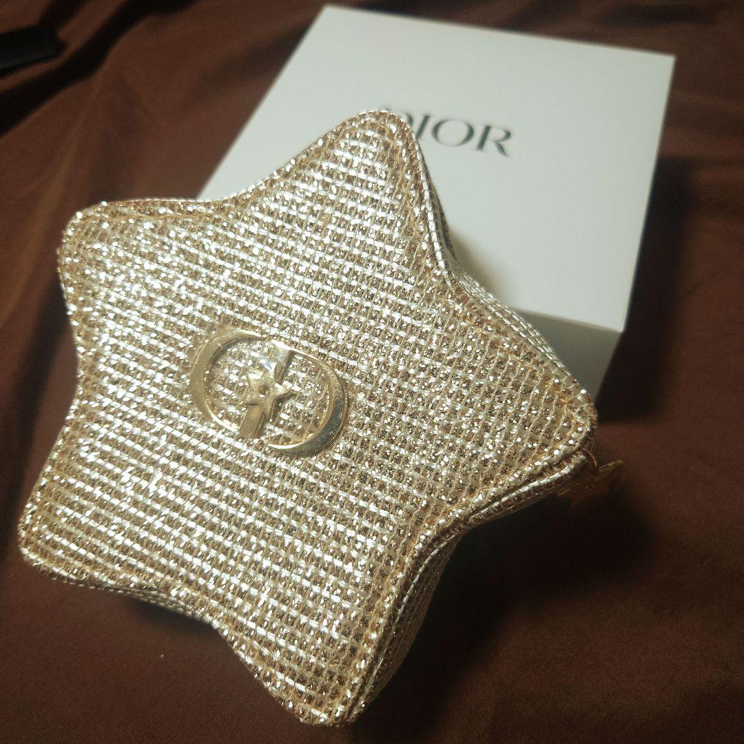 Dior ホリデーギフト（星型ポーチ、ヘアクリップ）　※新品未使用