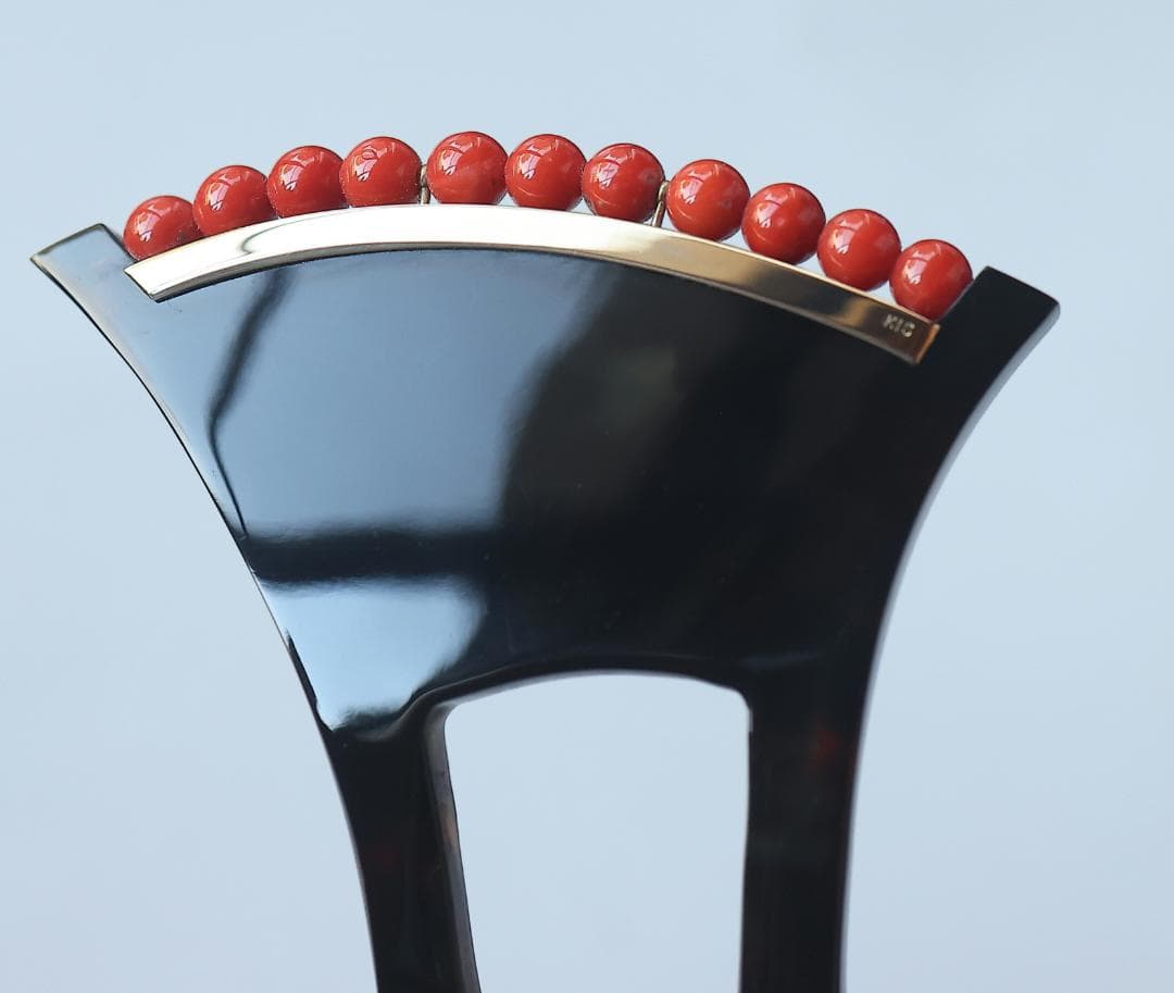 マ*ハ様 高級！ K18 赤珊瑚 本鼈甲 簪 バチ型 刻印あり 慶事 婚礼