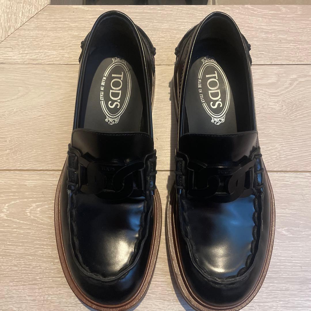 TOD'S ブラックローファー　37.5