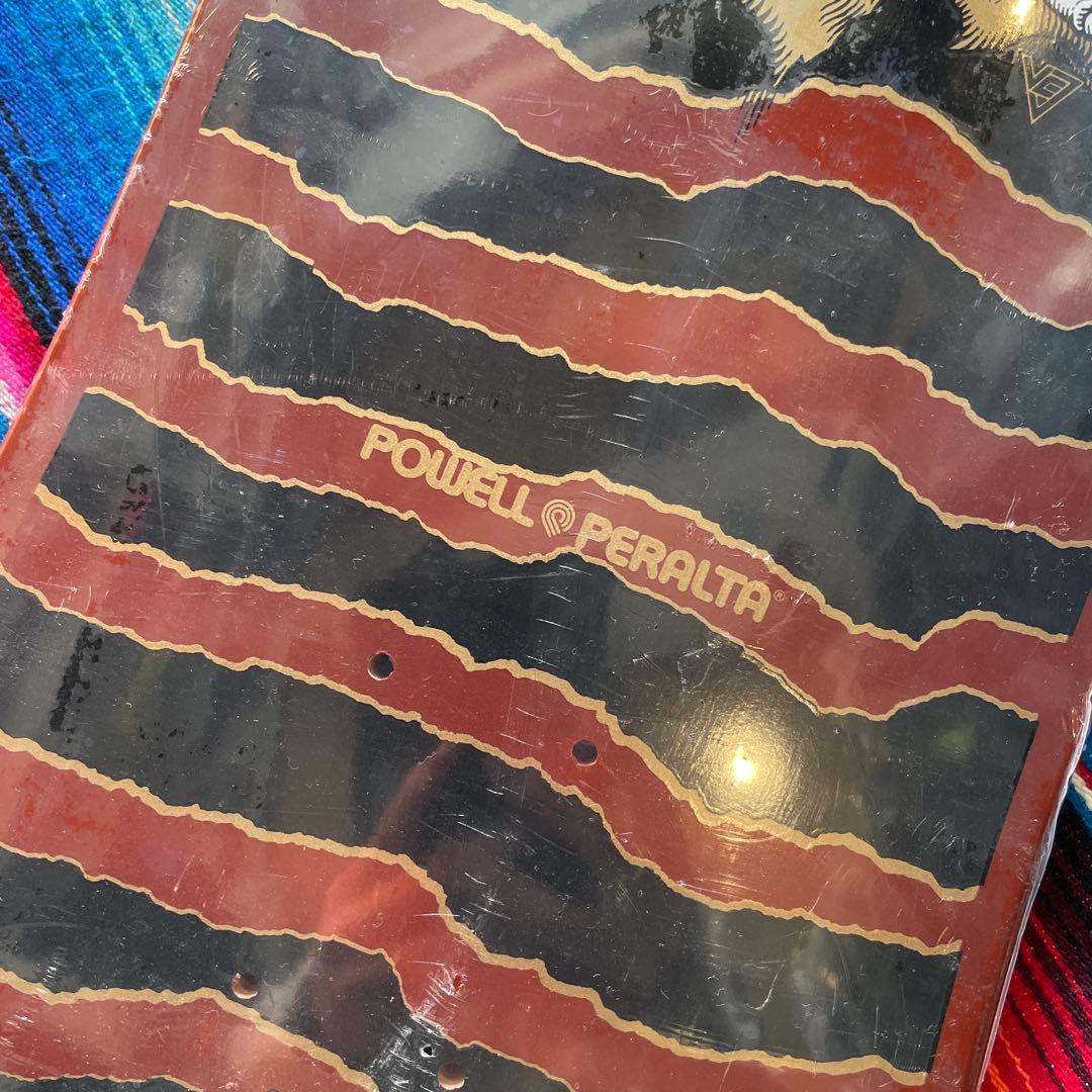 PowellPelaltaパウエルスカルスケボーデッキ9.75インチ
