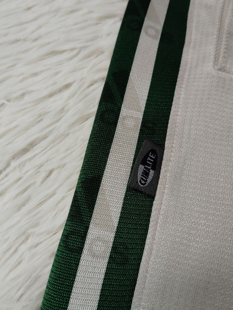 入手困難　adidas ジャージ上下セット 　ベージュ　緑