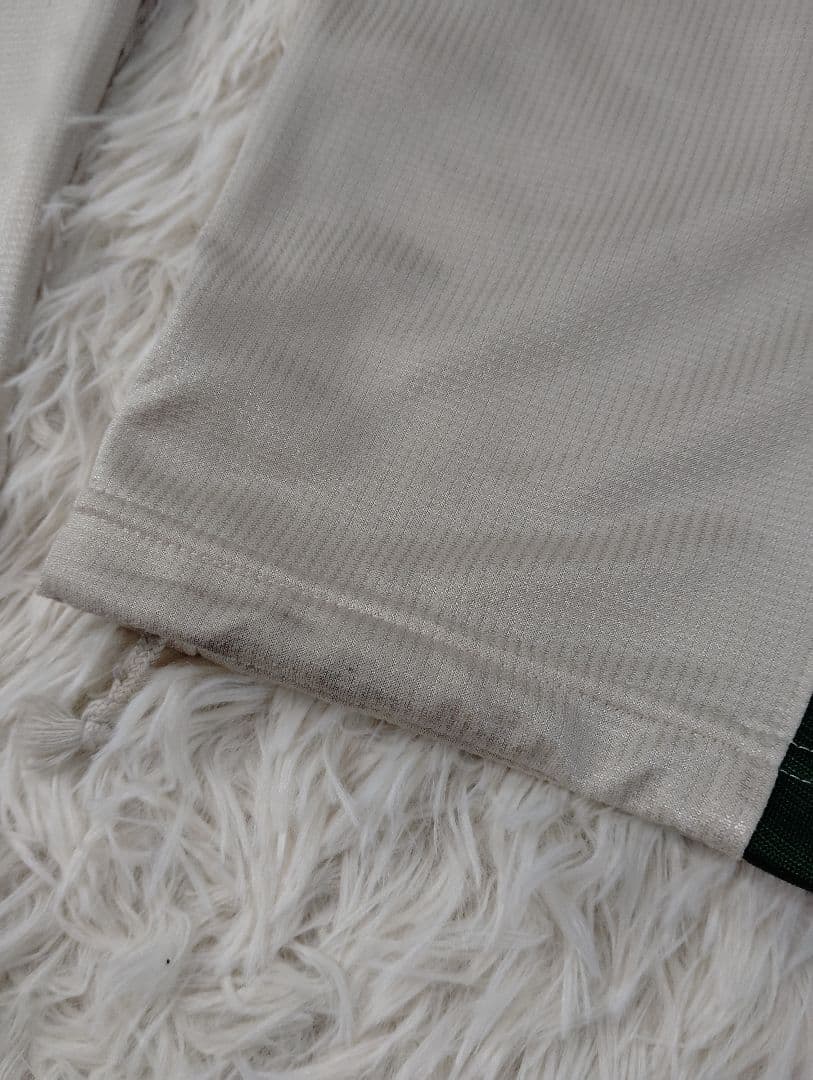 入手困難　adidas ジャージ上下セット 　ベージュ　緑