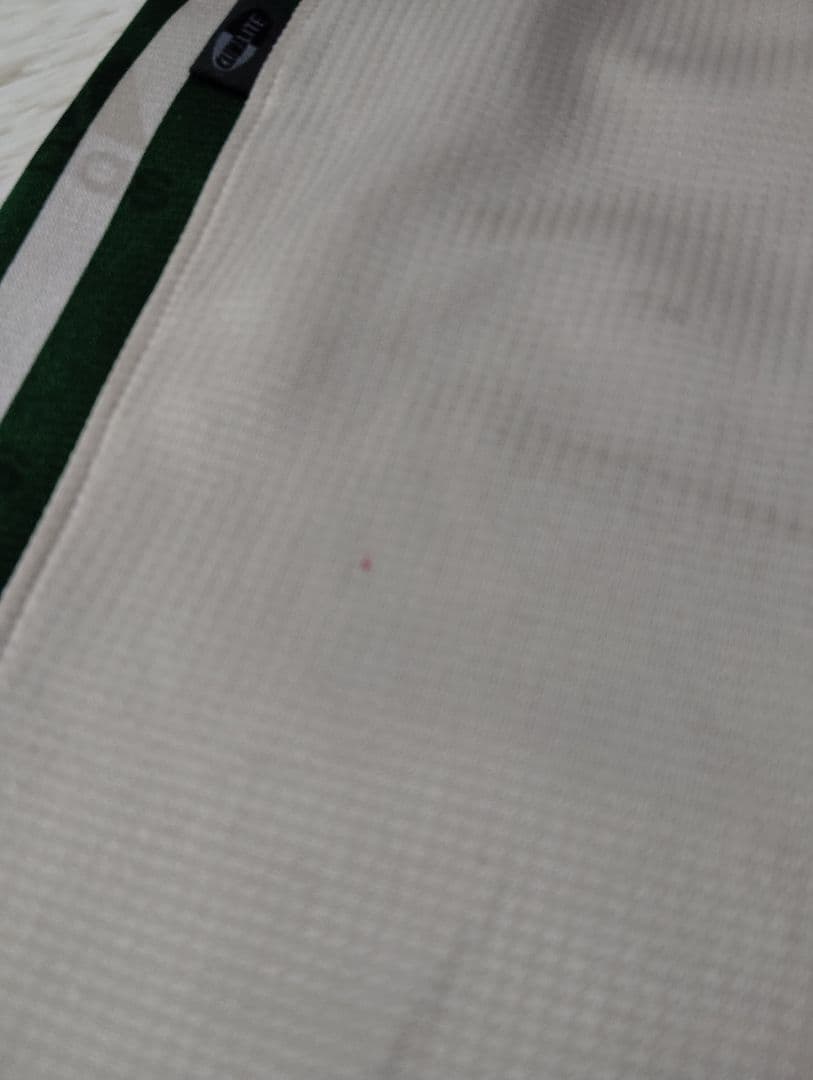 入手困難　adidas ジャージ上下セット 　ベージュ　緑