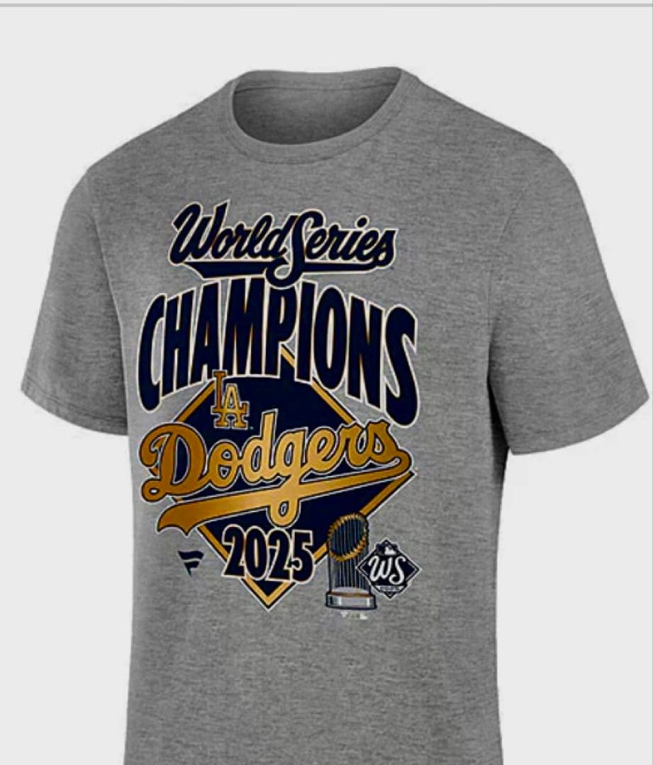 ２枚Dodgers 2024、2025ワールドシリーズチャンピオンTシャツ