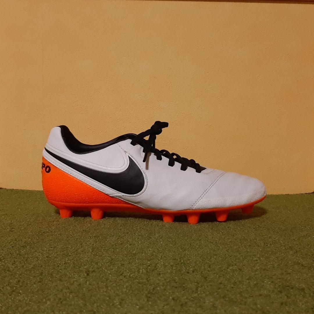 新品 ナイキ サッカースパイク ティエンポ レガシー 2足セット 26.0cm