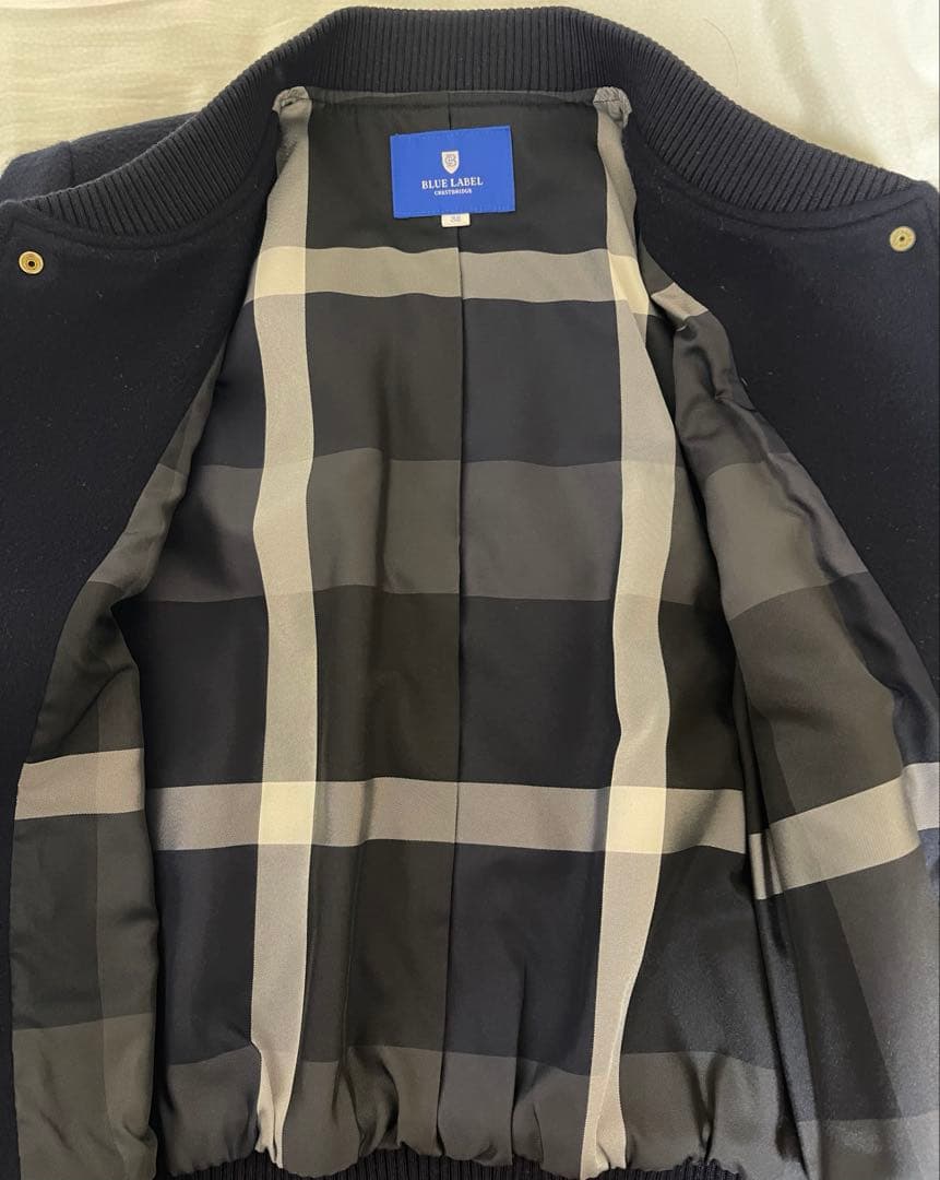 ブルーレーベルクレストブリッジ ブルゾン　ネイビー　38サイズ