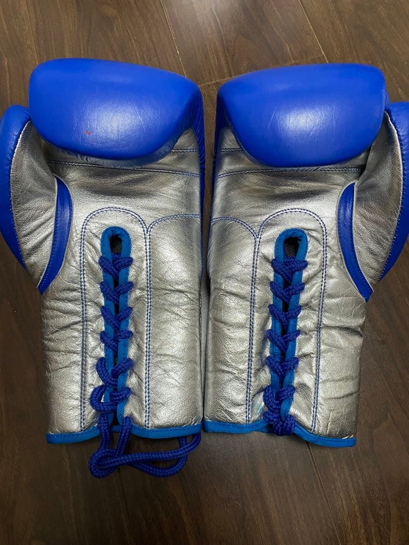 ジーニーさん専用 PRIZE RING ボクシンググローブ 青/銀 - メルカリ