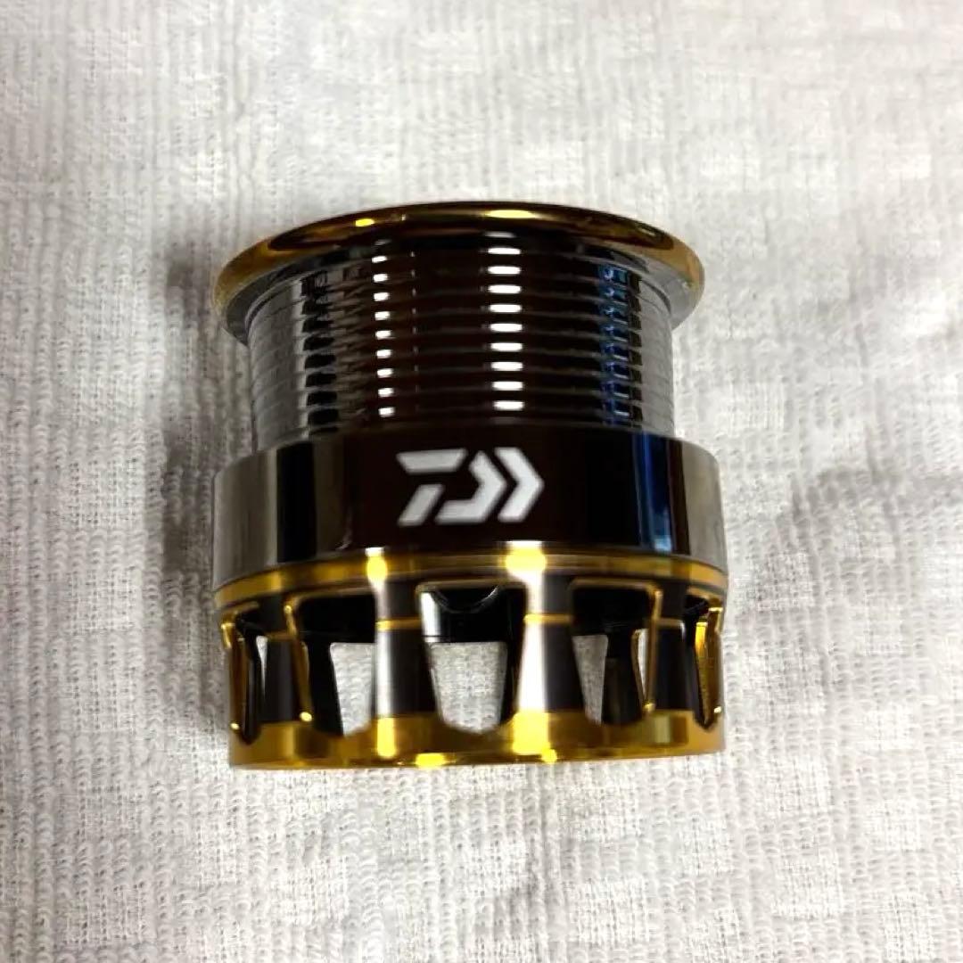 Daiwa RCS 2004 スプール ゴールド