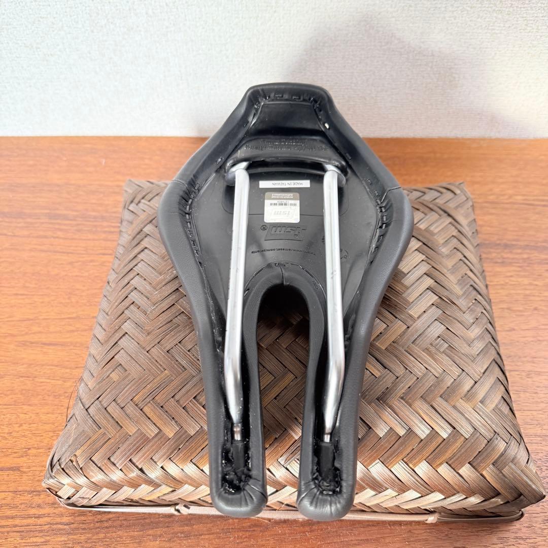 ISM PR3.0 (TYPHOON) サドル