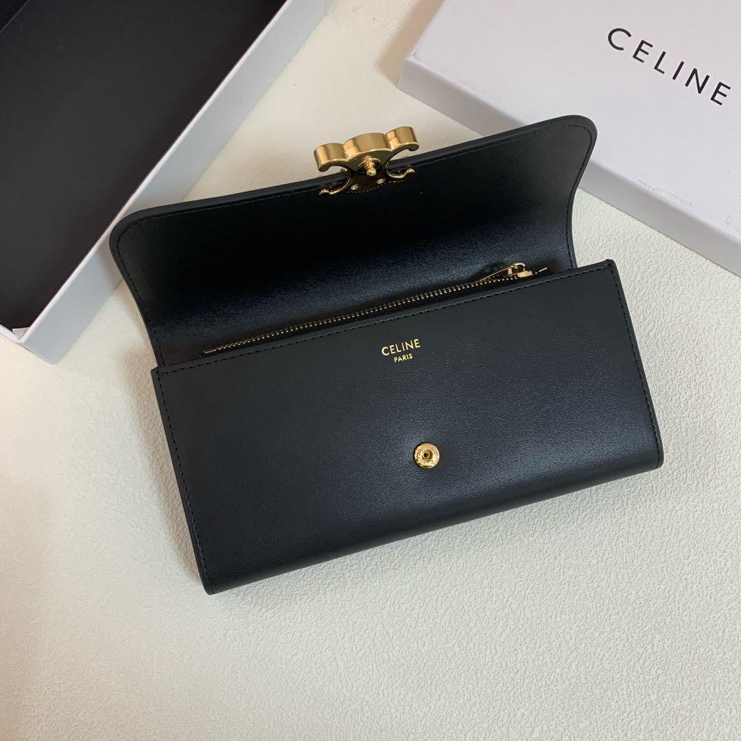 CELINE ブラックレザー 二つ折り財布 - メルカリ