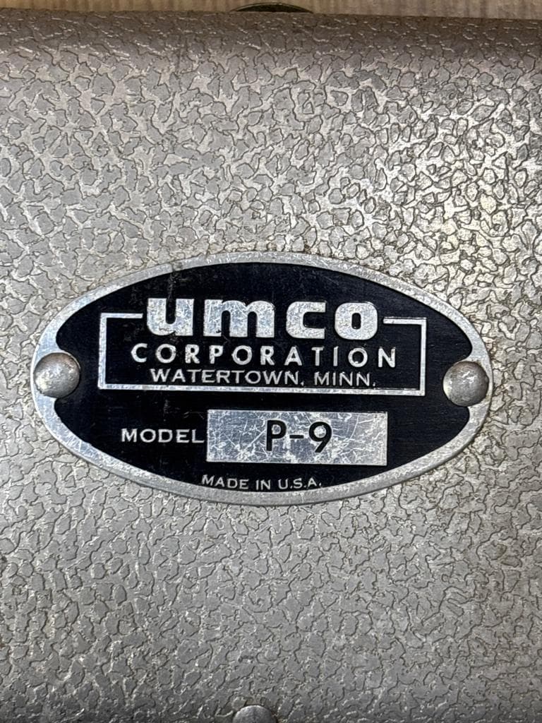 UMCO P-9 オールド アムコ タックルボックス ＋フライ 毛鉤 セット
