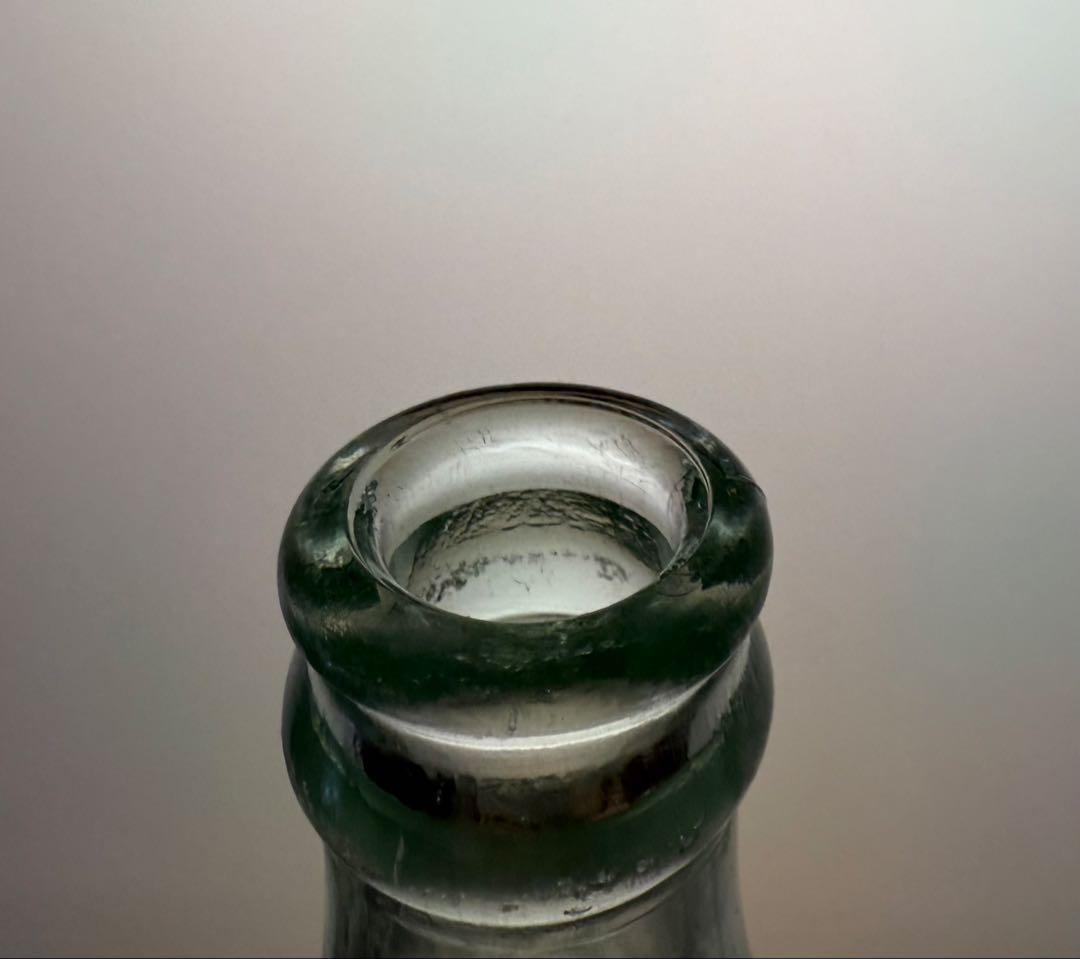 B20 1920's コカコーラ コンツァーボトル ライトグリーン 瓶