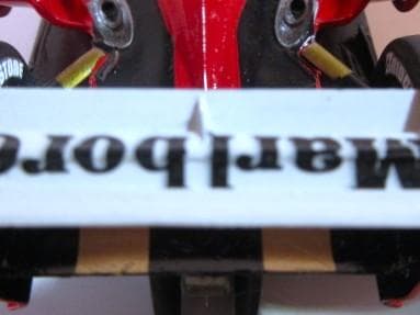 特価 TAMEO (1/24) フェラーリ F1-2001