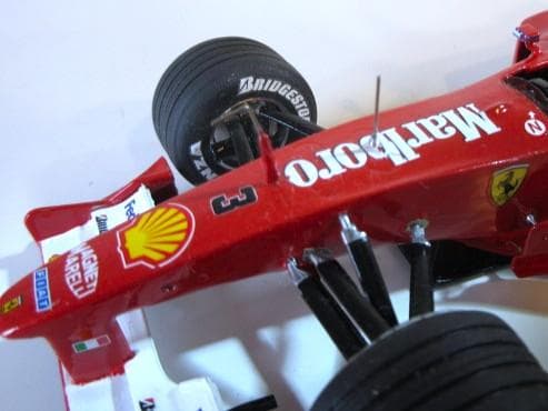 特価 TAMEO (1/24) フェラーリ F1-2001