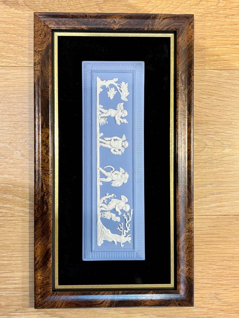 Wedgwood ジャスパー陶板 壁掛 天使の四季