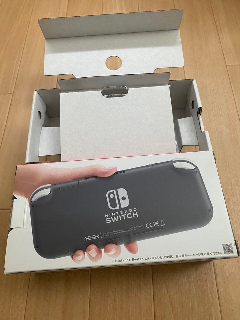 Nintendo Switch Lite 本体 + 128GB microSD