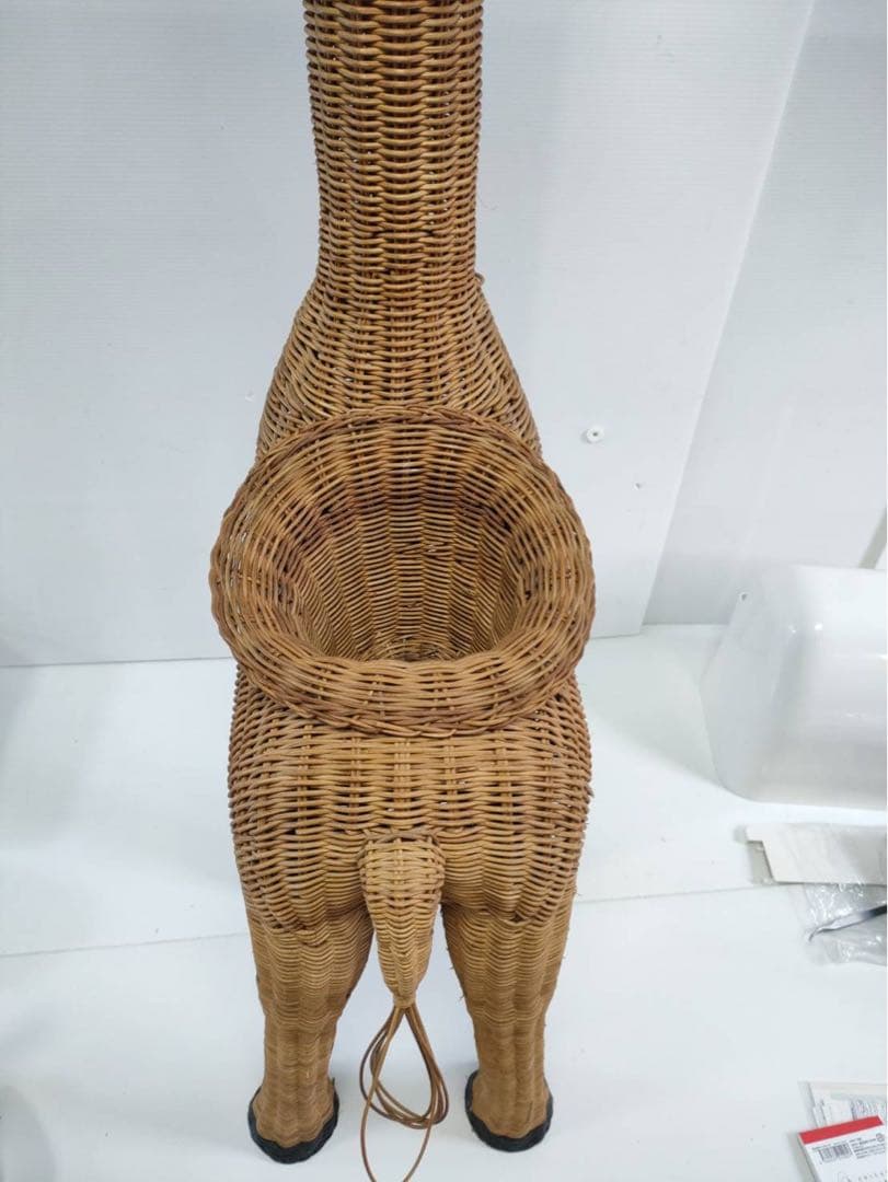 G1691 ラタン　特大籐編み キリン型 バスケット/プランターカバー