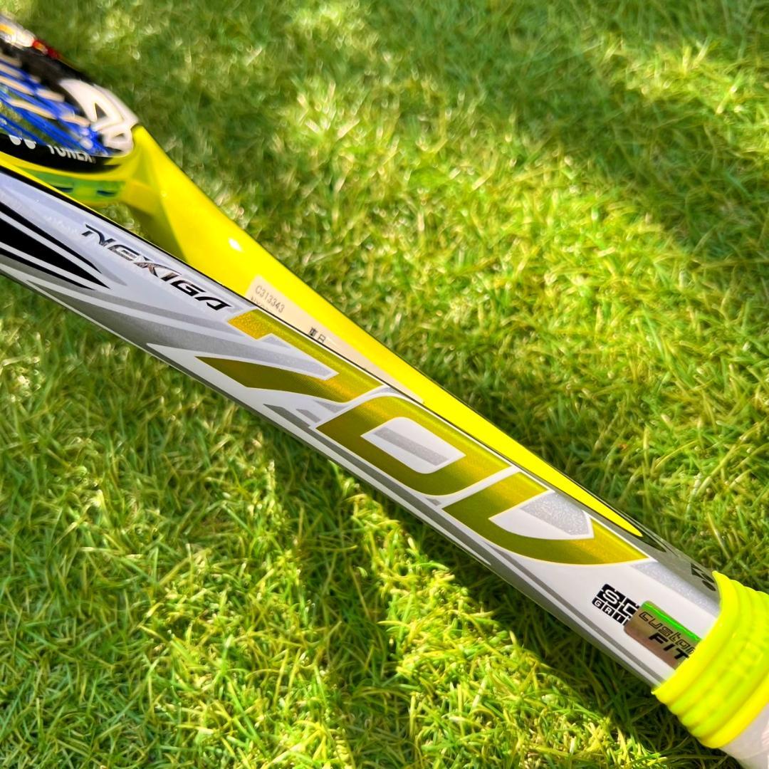 美品！ ヨネックス ネクシーガ 70V ソフトテニスラケット 軟式テニスラケット