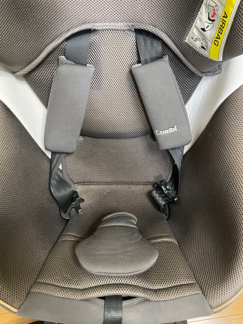 Combi クルムーヴスマート360度回転式チャイルドシート ISOFIX対応