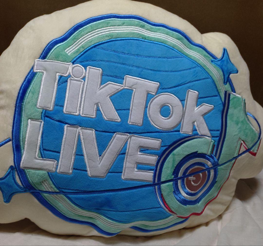 非売品 TikTok LIVE クッション 雲型 - メルカリ