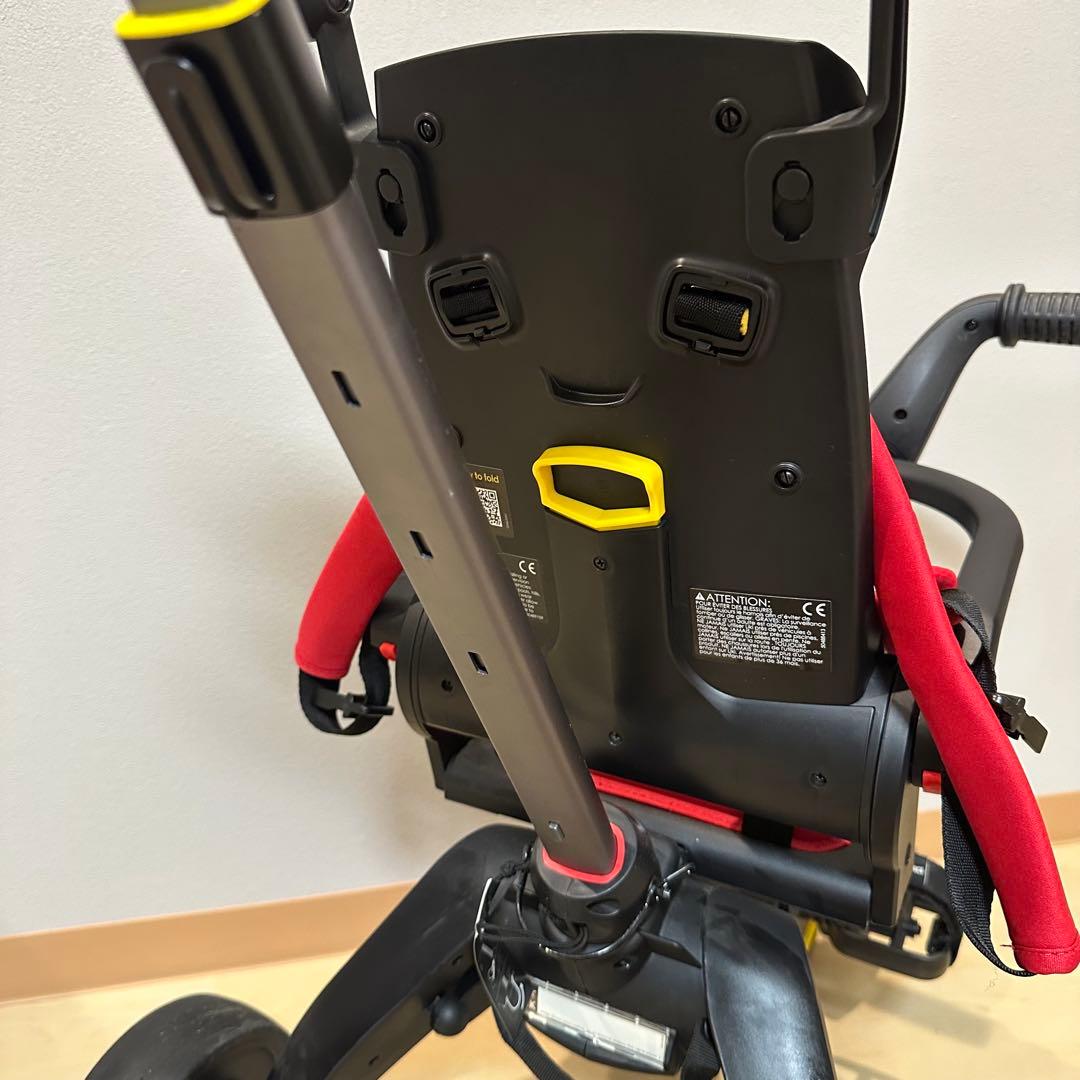 【世界最小折りたたみ三輪車】doona リキトライク　レッド