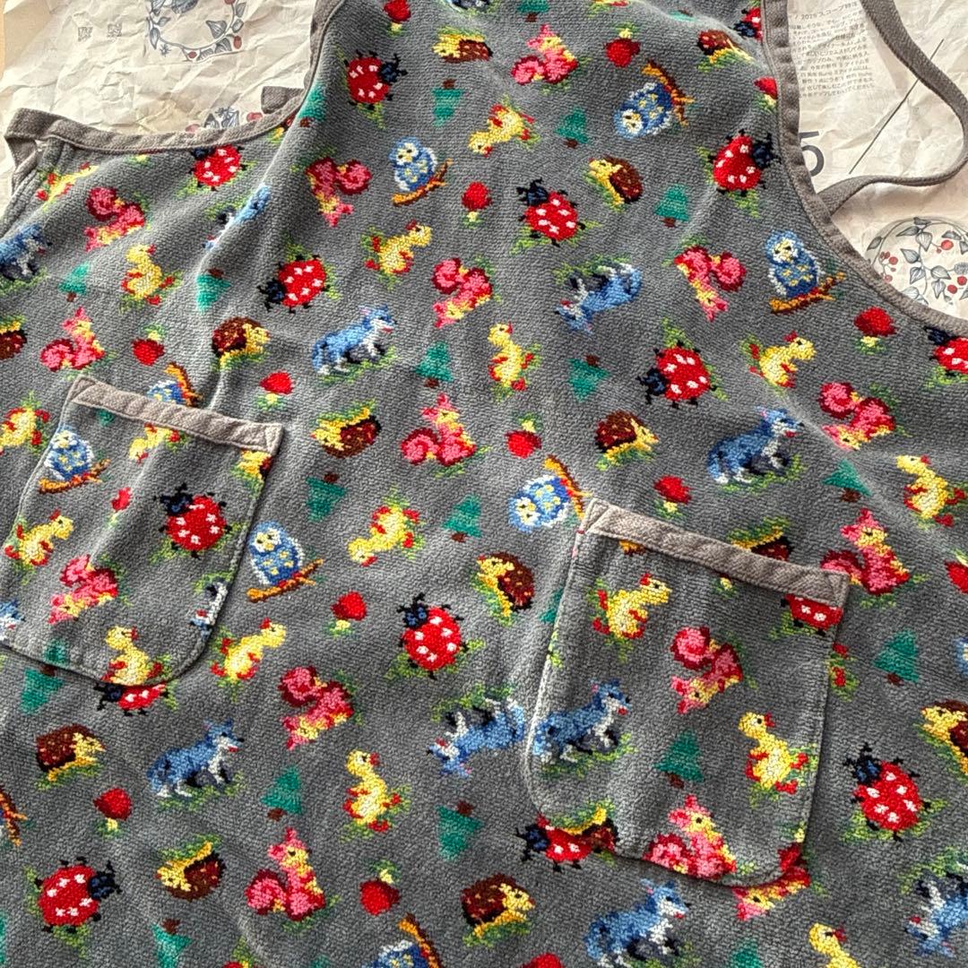 M*U様 フェイラー ハイジフレンズフォレスト エプロン グレー - メルカリ