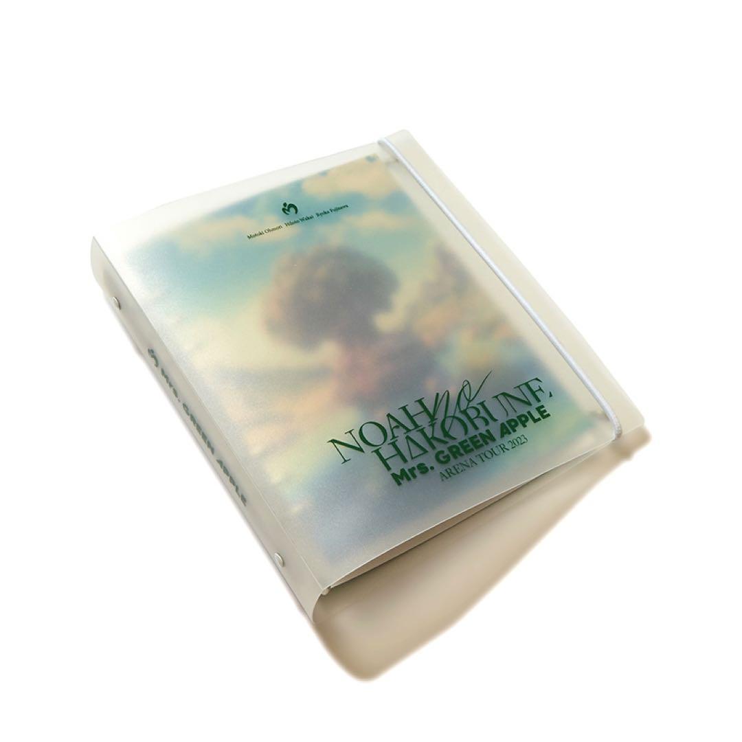 ミセスグリーンアップル フォトカードバインダー - メルカリ
