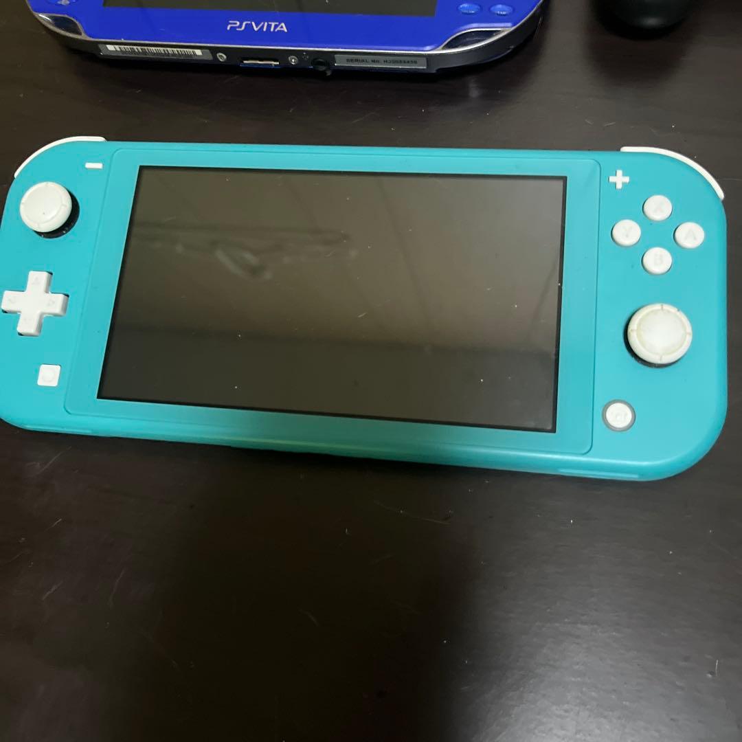 Ｍ*Ａ様 Vita&Switch Lite青&PS4コントローラー&Vitaソフ